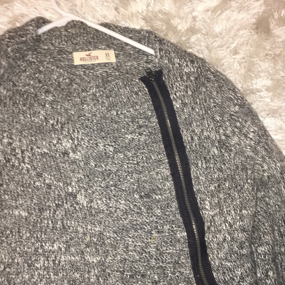 Sweater - Picture 2 of 2